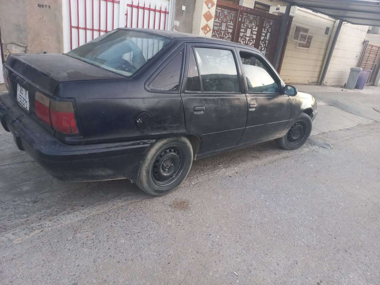 دايو لمنز موديل ٩٥
كير محرك شرط سيارة حلوه وناعمه 
رقم دولي لل٣١ شرط التحويل 
السعر ٢٢وبيها مجال 
***********
