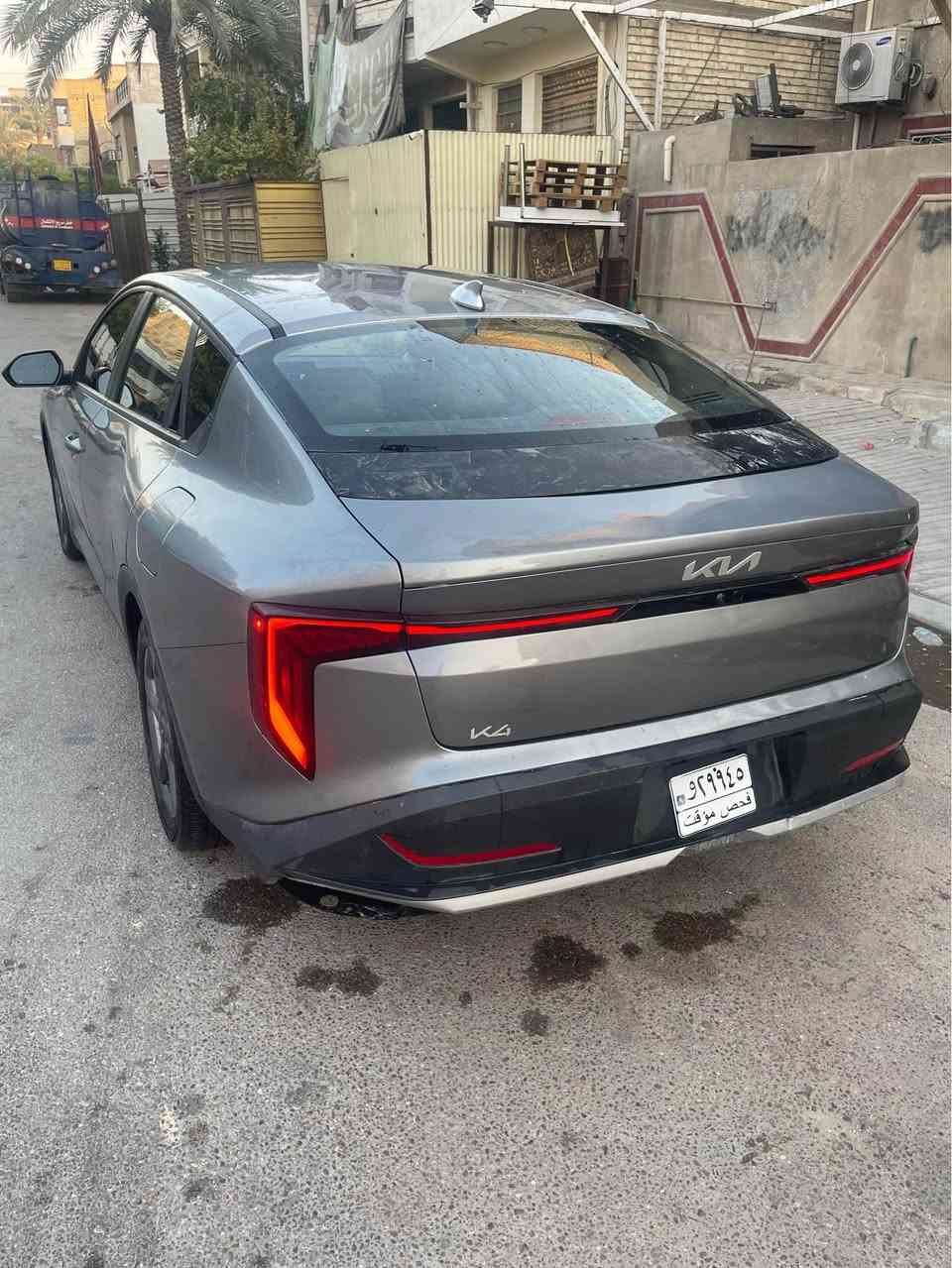 السلام عليكم 
للبيع سيارة kia k4 LXS 2025 
ماشية 48 الف ميل بدون ايرباك 
بجم كبس حادثها جاملغ وجنطة نفسهن تصلحن ونصبغن 
بدون دواخل 
ب152 ورقه قفل مجال كلش قليل بدون رقم 
مكاني بغداد الحرية 
*********** واتساب
