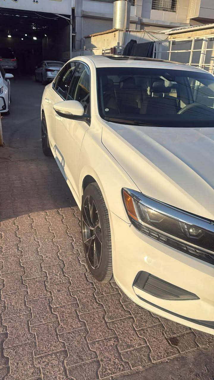 فوكس واكن باسات 2022 
فول مواصفات 
ماشيه 50mile
رقم شمالي 
شرط التحويل 
رقم الشاصي 
1VWSA7A31NC003886
موجود صور الفحص 
رقم الهاتف : ***********
