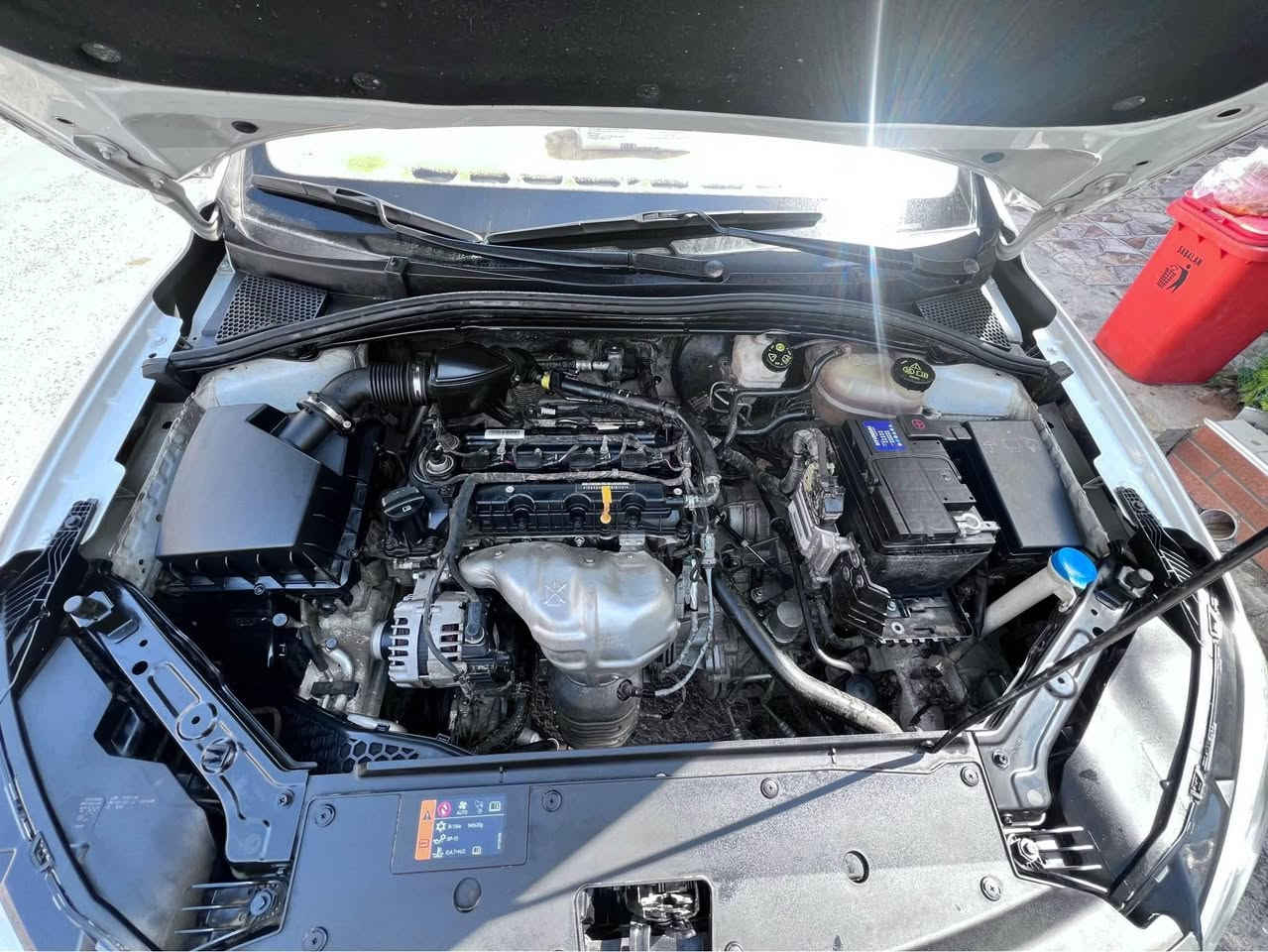 MG5 2024 
بي سبوغ بي ليدران 
به س دؤسه ي لاي سه كه ن قؤبي هه يه 
به ناوي خؤمه 
يه ك دينار مسره في تيدا نيه 
63000 km Roshtia 
*********** أربيل, العراق
