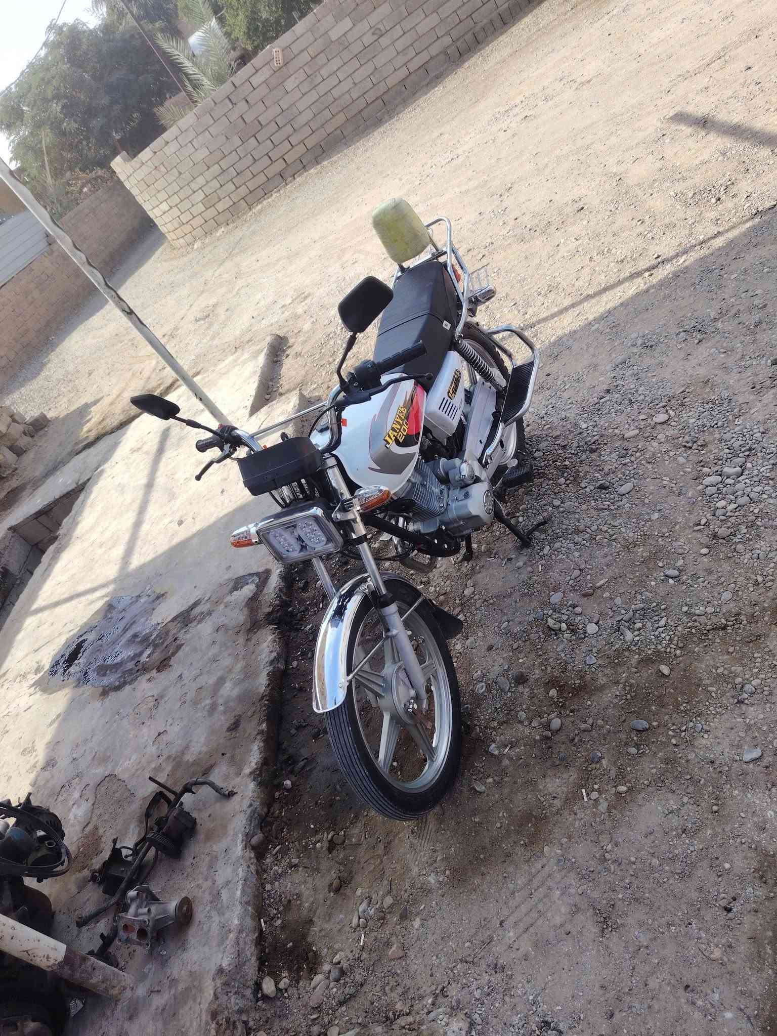 جني ابو الكله • ٢٠٠ • ٢٠٢٠