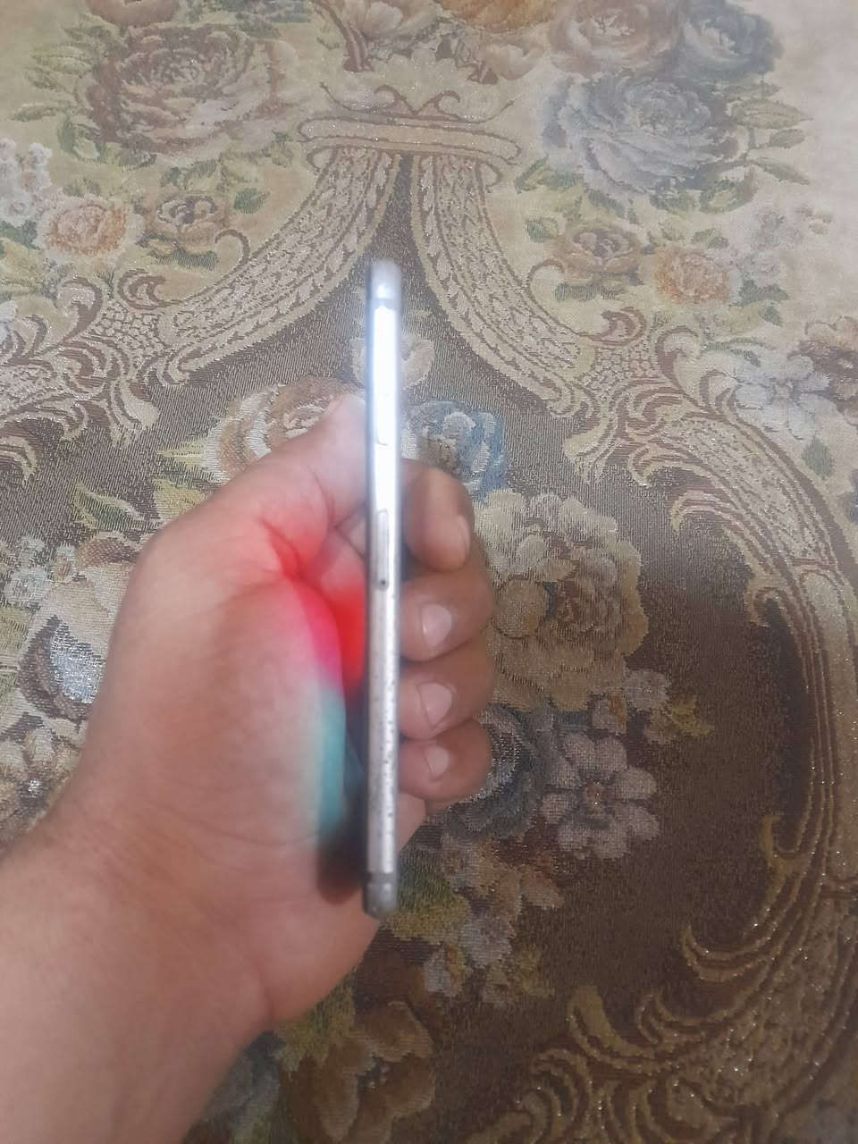 ايفون 6 • ابيض • شغال