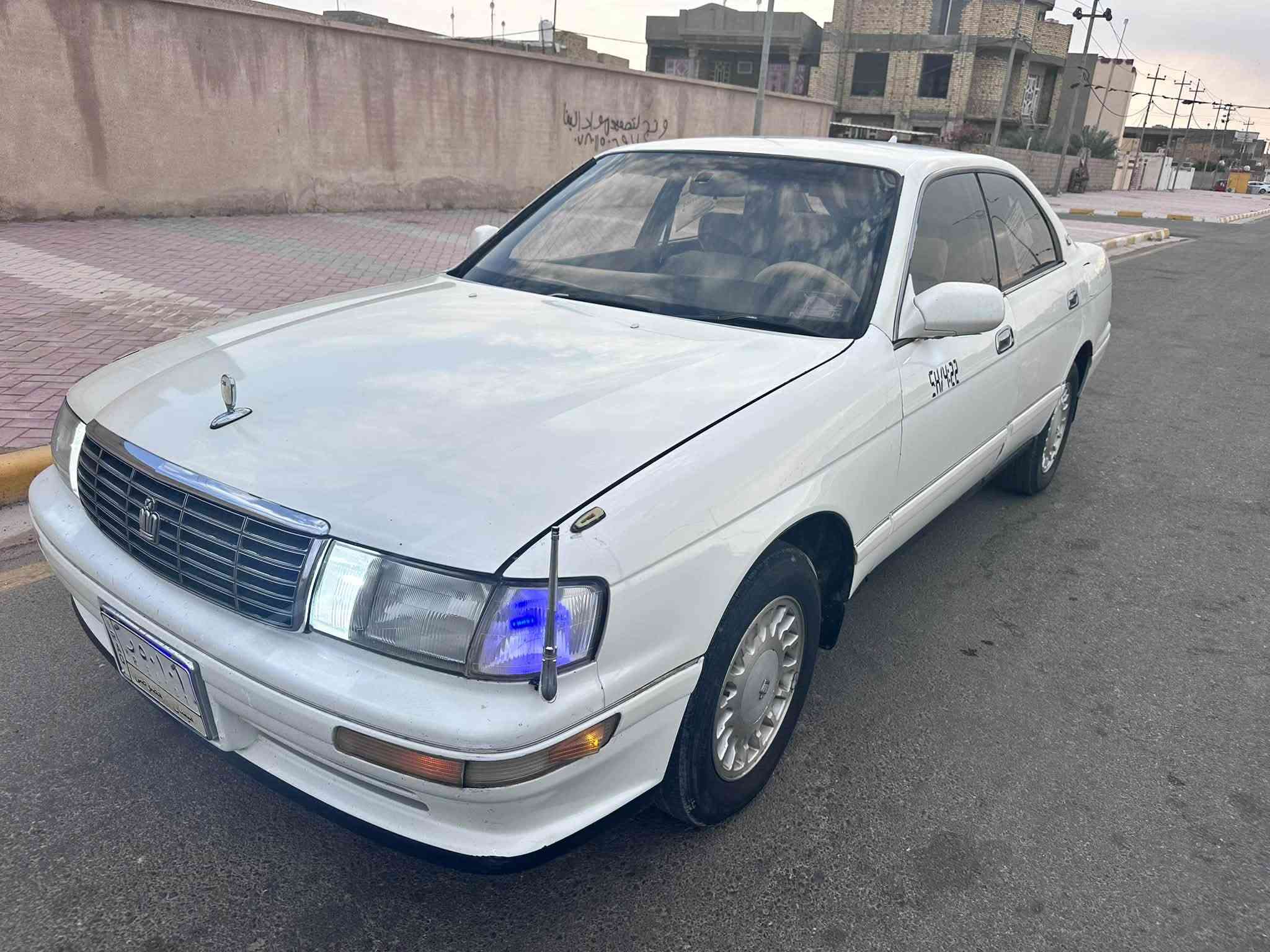 #للبيع
تويوتا كراون / بطه

موديل / 1995

مكفوله أصوليات وعيب شرعي

كير ومكينه وأكسل مكفولات

حداديه وتخم تاير جدد

تبريد ثلج

كهربائيات جاهزه

ميسان مشروع وطني سنويه جديده تحويل مباشر

السعر / 48$ وبيهه مجال

العنوان/ واسط

للاستفسار/ ***********
