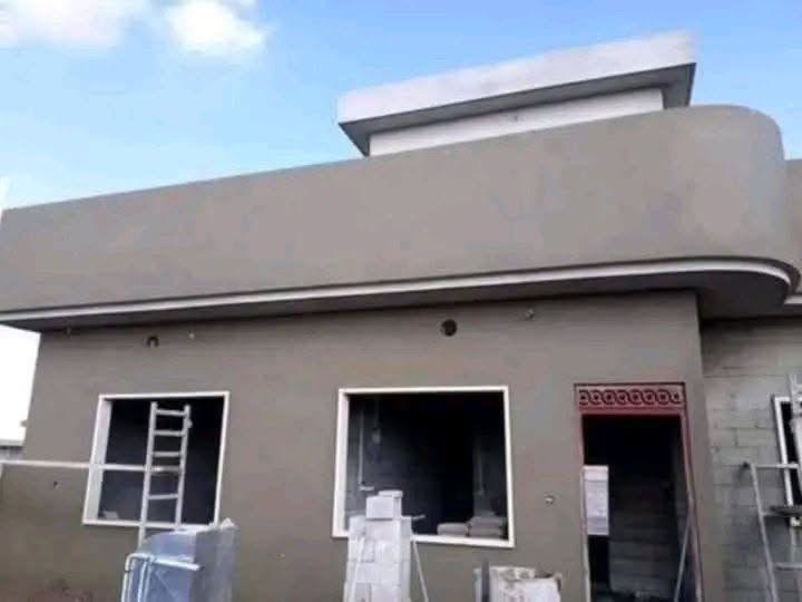 السلام عليكم خلفة مصري متفرغ شغل هندسي درجه اولي وأسعار مناسبه
شغل خشن وناعم وفوم وطلس وتشميع وجهات وصبغ الوجهات  الرقم بي واتساب***********
