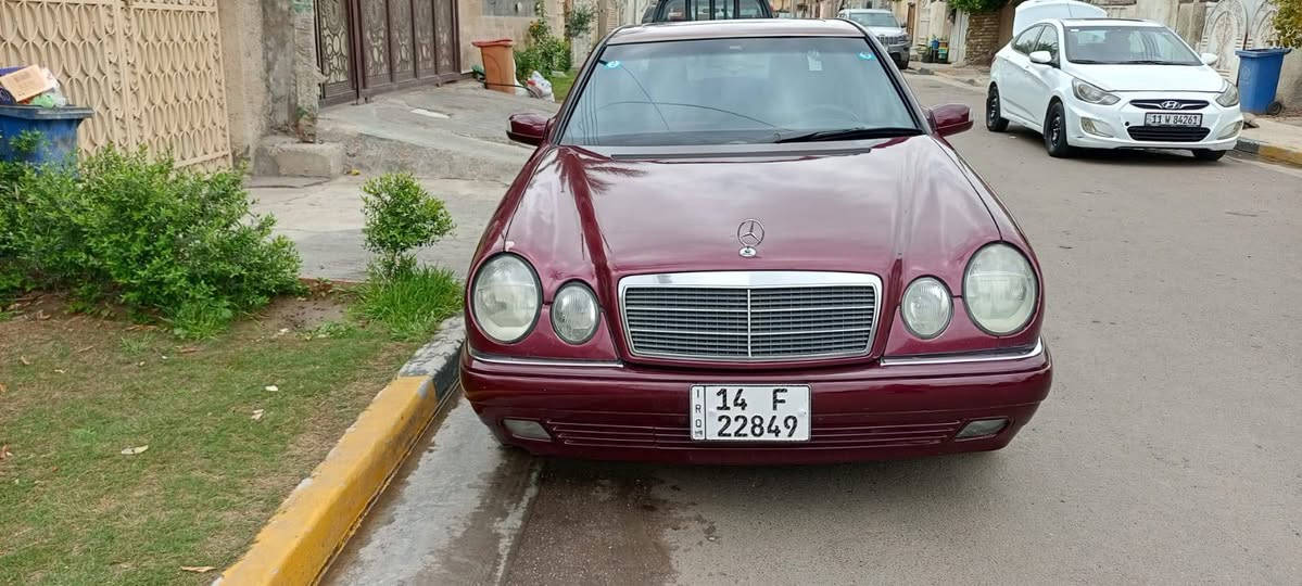 مرسيدس • موديل ١٩٩٥ • رقم دولي بصره