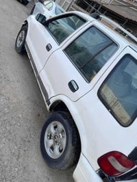 سبورتج • مكينة 2000 • بيها حادث