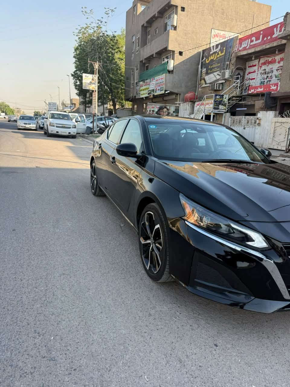 للبيع نيسان التيما 2025 SR فول عدا السلايد
حادثهة جاملغات امامية وبنيد ايرباك ستيرن 
السيارة مصلحة تصليح درجة اولى مابيهة اي نقص
رقم بغداد باسمي
السعر 12800 يعني 128 وبيها مجال
مكاني بغداد حي الجامعة
***********
