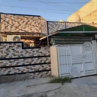 يتوفر لدينا دار للبيع للبيع المساحه 120 طابق ونص غرفتين حولي مطبخ صاله...