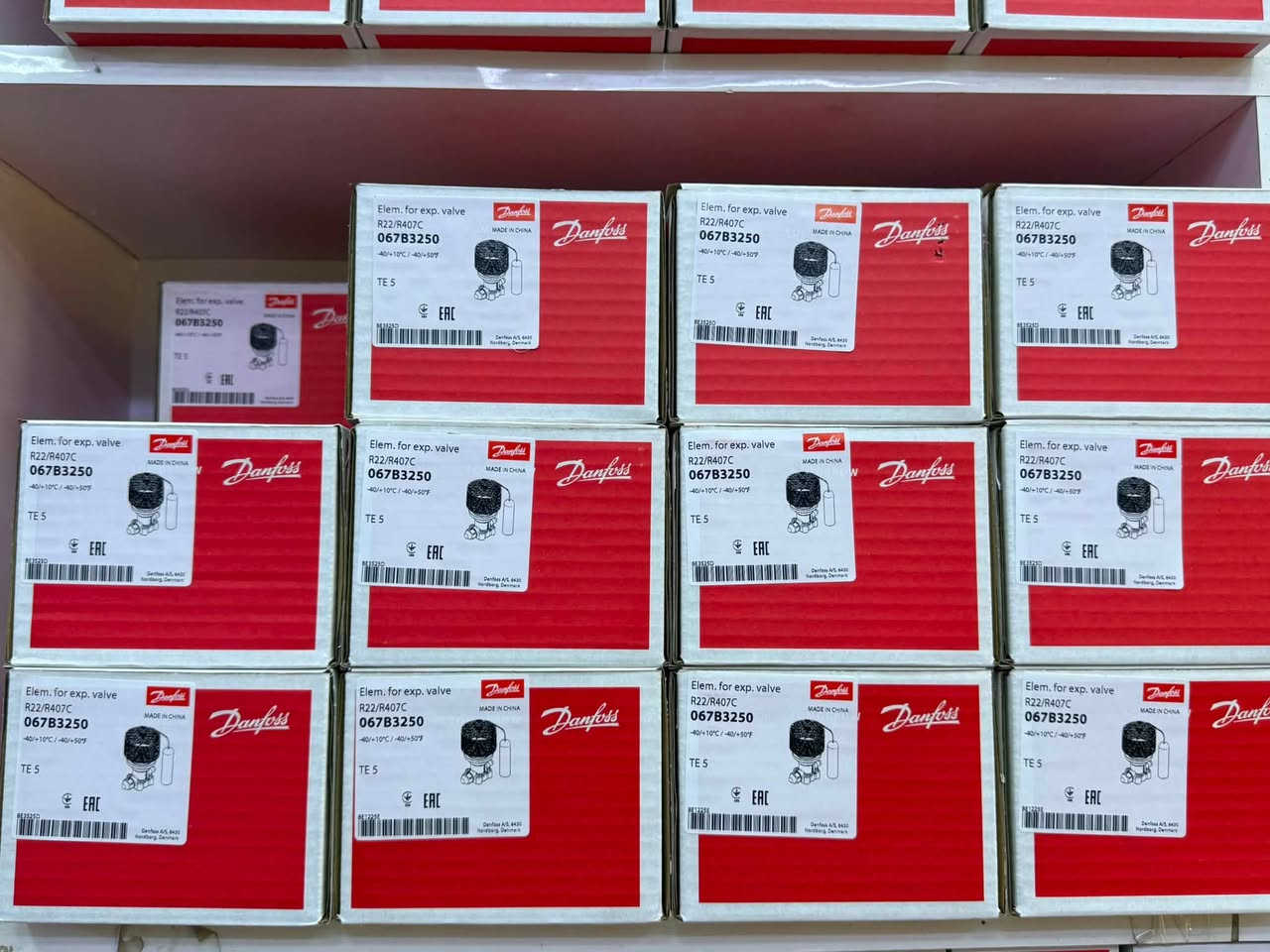 متوفر لديـنا حصرياً:
🔹 قطع غيار Danfoss الأصلية - اعتمادية عالية وكفاءة مثالية لأنظمة التبريد والتكييف.
🛠️ متوفرة لتناسب كافة احتياجات الورش والشركات.
📍 العنوان: بغداد - سوق السنك للتبريد.
📞 للطلب والاستفسار:
***********
***********
#السنك #دانيوفس #Danfoss #قطع_غيار #تبريد_وتكييف
