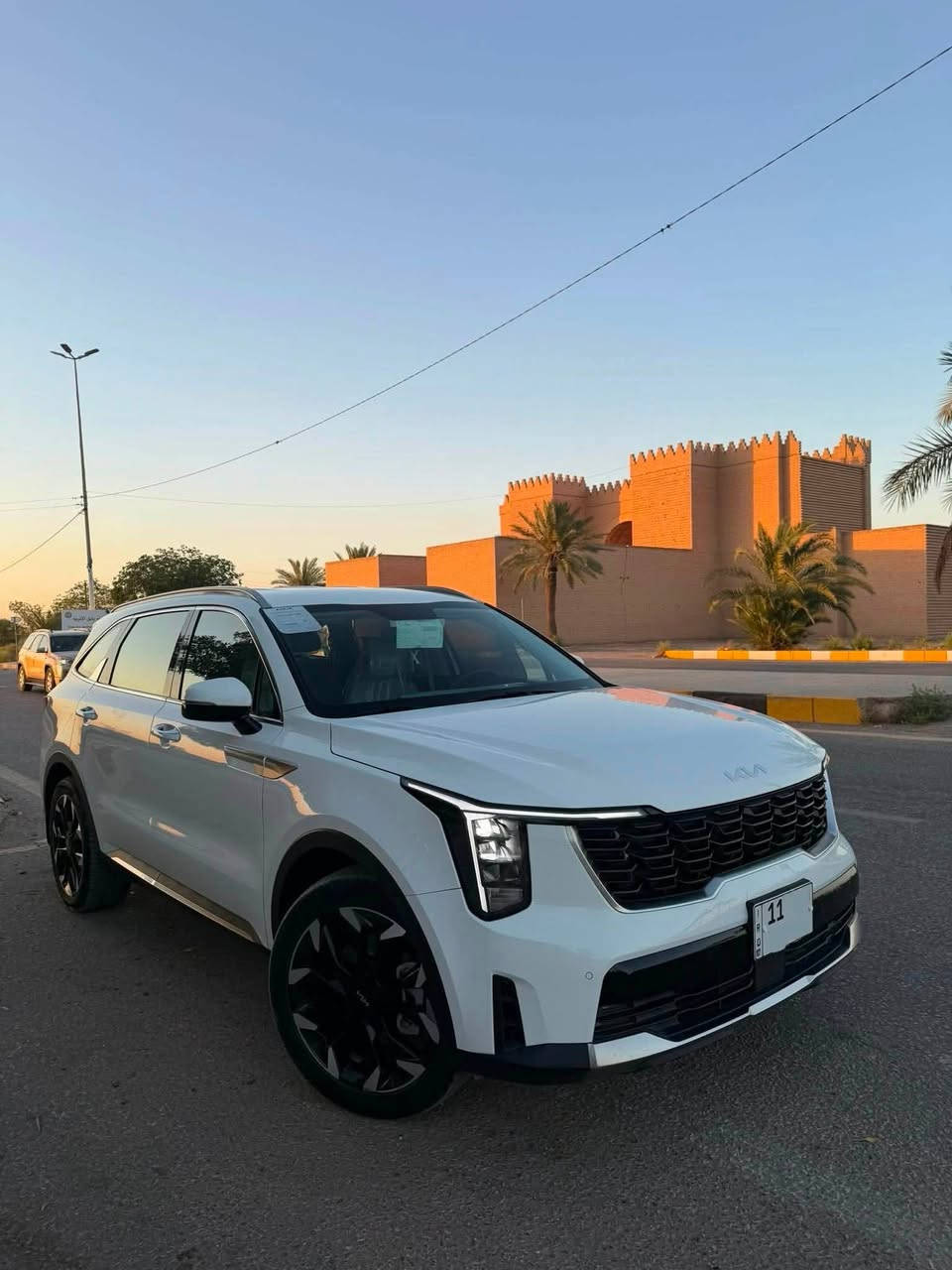 كيا سورنتو 2024 🔥 
ويل 20  🔥 
داتا شوووو 🔥
ماشية 45000 KM بعدها وضع زيروو شرط مكفولة من التكحيل و الشخط والرصعه والبارد 🔥
لوحات وسنوية وهزه جديده و كامل 
 6 سلندر 3500 المحرك 
كير ماوس هاند بريك دكمة 
تشغيل عن بعد والترحيب 
شاشة GPS متصل مع عداد ديجتال 
7راكب مع ٣ قطع تبريد 
لايت led
صندوك كهرباء 
ويل 20 المرغوب
حساسات ٨ + بردات خلفية 
السعر :  28700 $ ( دفترين و 87 ورقة ) 
رقم صاحب السيارة : ***********
‏‭‬العنوان : بغداد- السيدية
