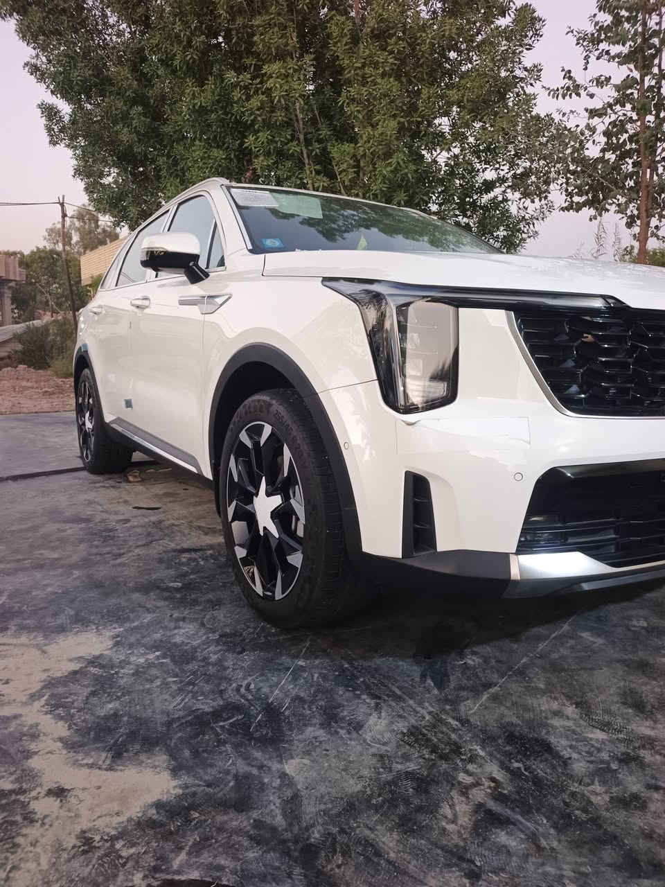 سورنتو موديل 25 ماشي 5000 رقم بغداد*********** العنوان بغداد
