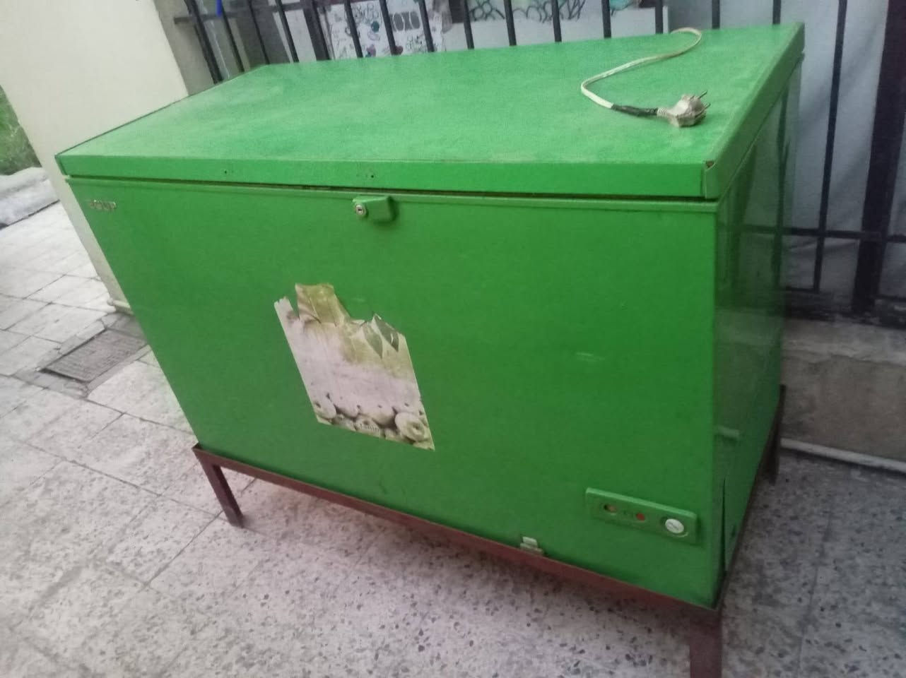 مجمدات فول تجميد البيضه كونكورد لبناني ١٨ قدم متر ونص والخضره ١٦ قدم متر و٣٠ تركي الاصلي يكور *********** بغداد الكماليه شارع الجامع تجميد فول
