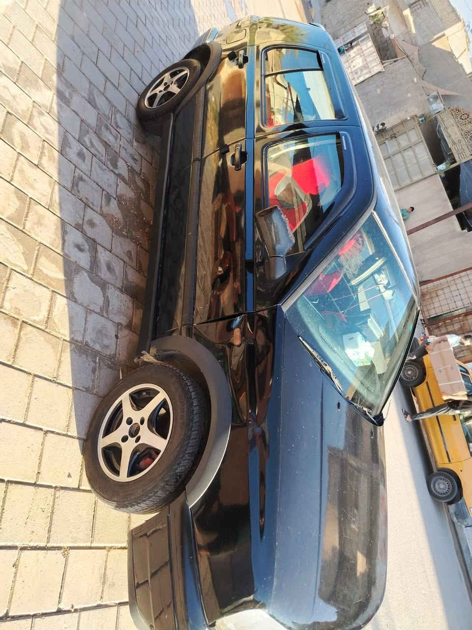 كولف 92 نفخ جيته رقم نكليزي محرك 1800 كير عادي سياره خير من الله سياره بسمي شرط تحويل بغداد ونضافه شوفت عينك *********** ) 38$ بيه مجال حك الجيه
