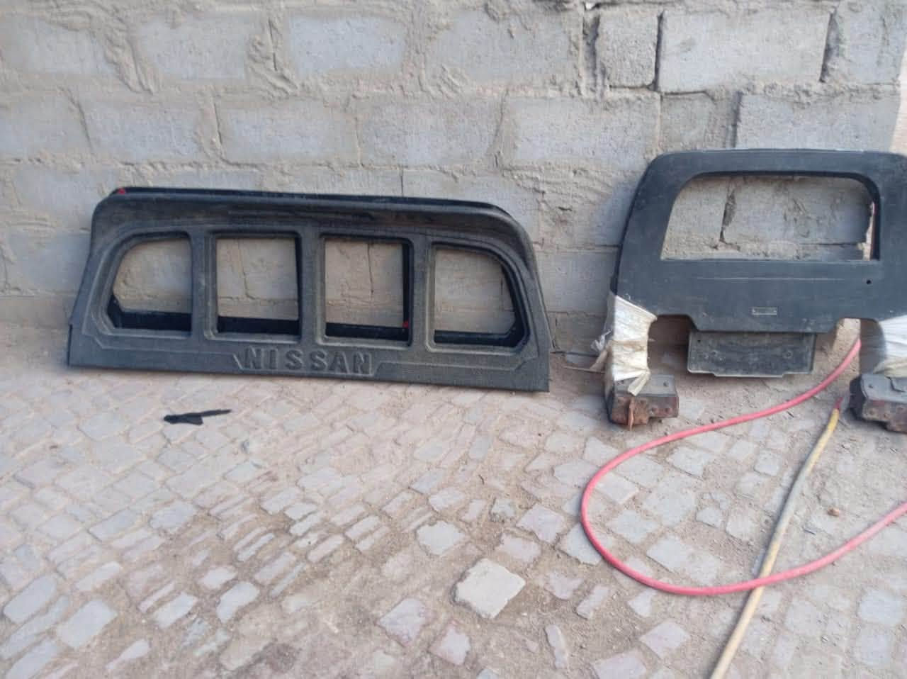 غراض نيسان للبيع مكان بصره زبير ***********
