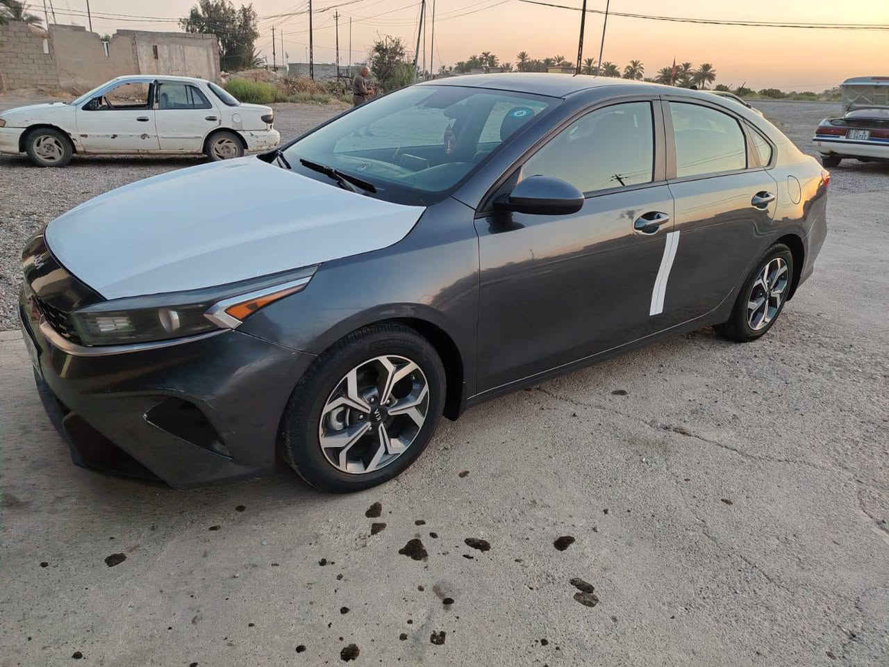 سلام عليكم كيافورتي موديل ٢٠٢٣ ضرر بس البنيد بدون دواخل ماشية ٥٤ ألف وهنا صار بيهة ضربة خفيفة الجاملغ الخلفي وتبديل باب ابلاد مكينة ٢٠٠٠ كلهة على وضع الشركة السيارة معوقين وكالة ثاني يوم السعر ١١٧ و بيهة مجال حك الجية المكان تقاطع القدس طريق الخالص معرض التساهل هاتف ***********
