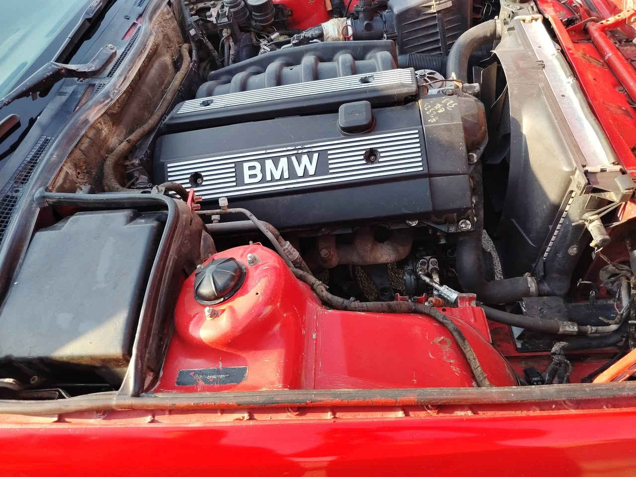 للبيع بيم موديل 1990
سيارة جاهزة تبريد 🥶
نسويه جديد مشروع وطني
محرك بلدي 225
تخم تاير ***********
سعره 39وبيه مجال للشراي
