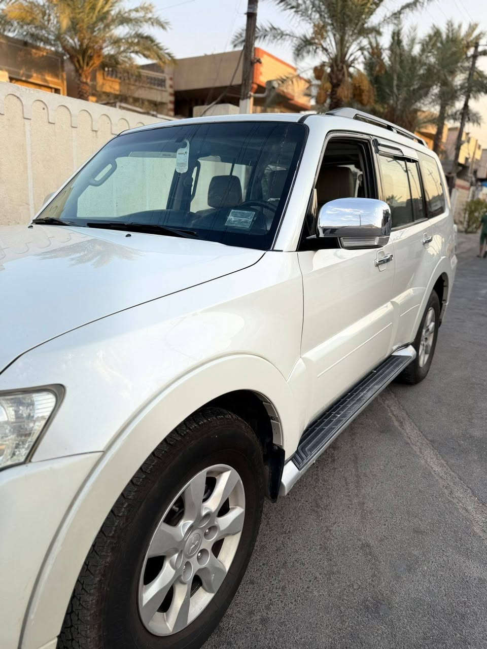 سلام عليكم
للبيع 

باجيرو موديل ٢٠١٤ خليجي حبتور

رقم بغداد

فول مواصافات 

كشنات كهرباء.

فتحة سقف

حساسات

تحكمات ستيرن

دمام

فورويل 4X4

السعر ١٤٣ وبيهة مجال 

مكان السيارة بغداد

الاتصال***********

مكفولة من الصبغ فقط بارد بسيط

كير مكينة كفالة
