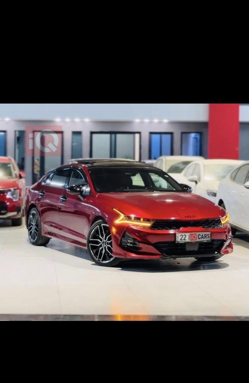 سيارة كيا K5 GT - موديل 2023
المواصفات الفنية والرياضية:
• المحرك: 2.5L Turbo بقوة 290 حصان (عزم وقوة ممتازة)
• الممشى: 42 ألف ميل فقط
• وضعيات قيادة متعددة (Drive Modes) للتحكم بالأداء
• ويل كب سبورت حجم 19 أنش (الخاص بفئة GT الأصلية)
• فتحة سقف بانوراما
• كشنات جلد رياضية بتطريز GT (تحكم كهربائي)
• شاشة عرض كبيرة + نظام 5 كاميرات لشاشة رؤية شاملة
• حزمة الأمان: رادارات متطورة، نظام تحديد والحفاظ على المسار، ومساعد القيادة الذكي
حالة البودي والضرر:
• الضرر: حوض خلفي فقط، بدون أي تعديل أو ضرر بالدواخل
• تعديل بسيط جداً: ربع جاملغ خلفي يسار تعديل على البارد
• الأيرباكات وسليمة بشرط الفحص، والنواعم كلها بشرط الشد والترتيب
الموقع والمعاينة:
• الموصل - المعارض الجديدة (معرض عمار الصواف)
• للتواصل والاستفسار: ***********

