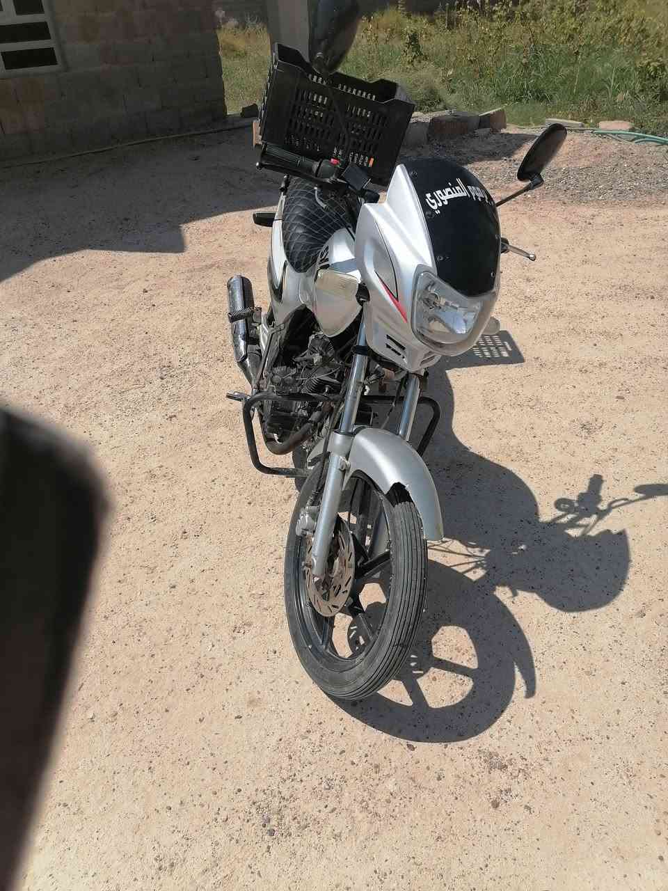 سلام عليكم ماطور سايم البيع موديل 16 كهرباياته شقاله محرك منزله بستم فقط  سعر 750 بيه مجال رقم 📱 الهاتف☑️***********
