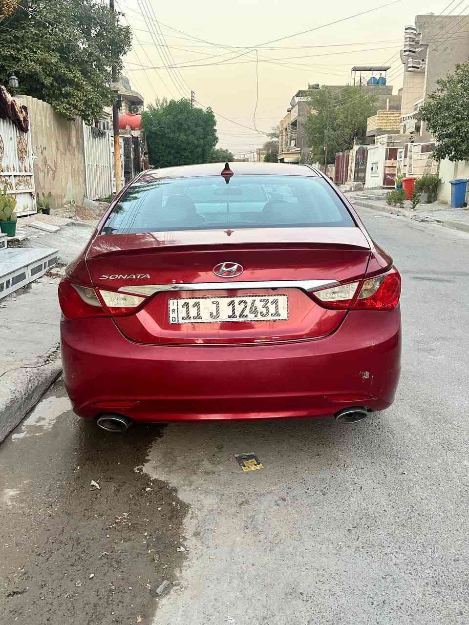 سياره نوع سوناتا مظلع ٢٠١١ وارد أمريكي لون ماروني رقم بغداد الدولي وباسمي الحادث جاملغ وبنيد السعر ٩٠ وبيهه مجال
 ***********
خالد أبو وليد
 مكان السياره بغداد المحموديه
