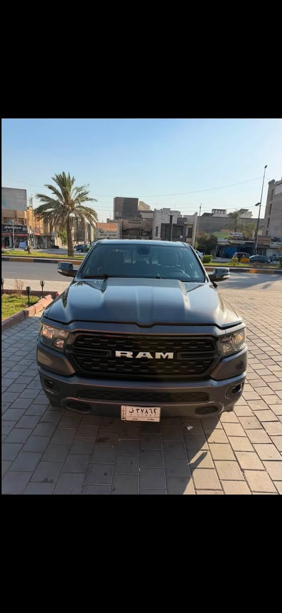 السلام عليكم
للبيع رام 2022
محرك 8 سلندر 5700
كير ماوس 
فول مواصفات ماعدا بانورما 
ماشيه 59 الف 
السعر 225 وبيه مجال بسيط 
عنواني جميله شارع خير الله 
***********
