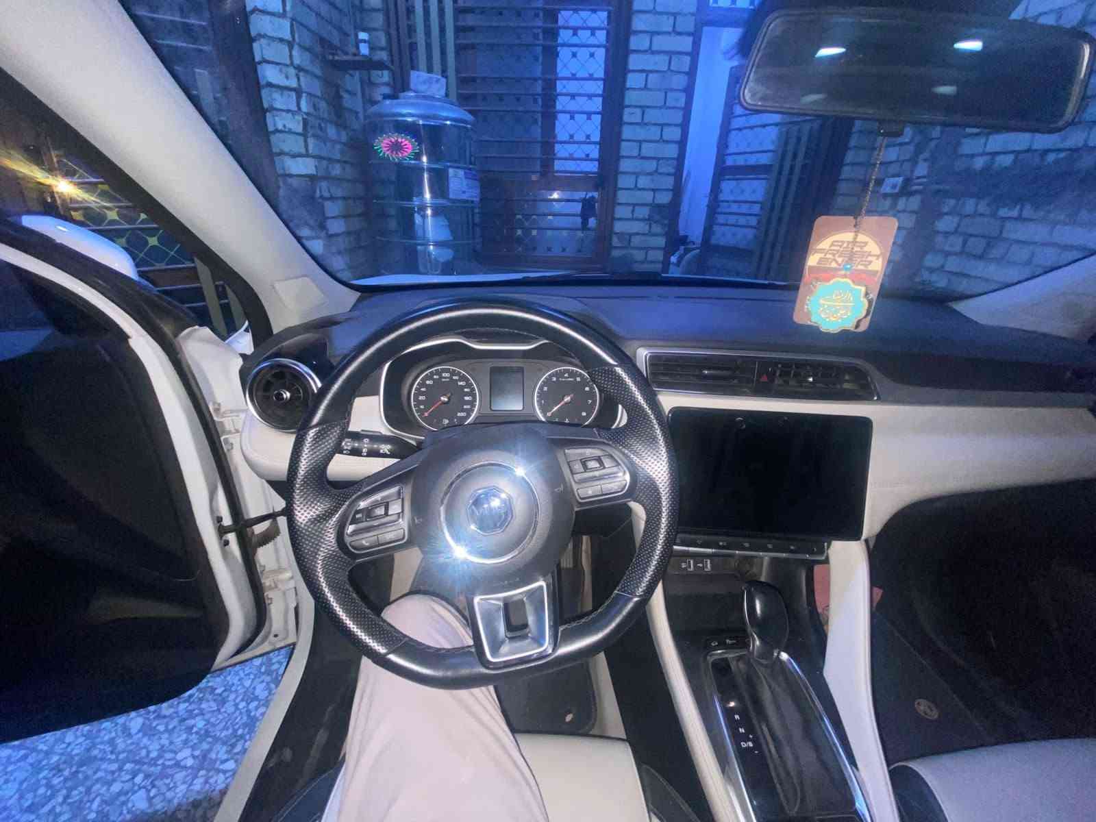 🚘🔥 للبيع MG ZS LUX موديل 2025
✨ وكالة شركة MG
✨ صبغ وكالة بالكامل
✨ ممشى 30,000 كم
📍 بغداد – الكمالية
🔹 محرك 1.5 لتر
🔹 أوتوماتيك CVT
🔹 بانوراما
🔹 كاميرا 360°
🔹 حساسات ركن
🔹 شاشة
🔹 LED
🔹 مثبت سرعة
🔹 مقاعد كهربائية
🔹 تدفئة مقاعد
🔹 أنظمة أمان ومساعدة قيادة
✅ نظيفة ومحافظ عليها
✅ بدون حوادث حسب وصف المالك
✅ الفحص مفتوح للجادين
💰 سعر 22 مليون دينار قابل للتفاوض بالمعقول اي استفسار *********** اتصل وتدلل
