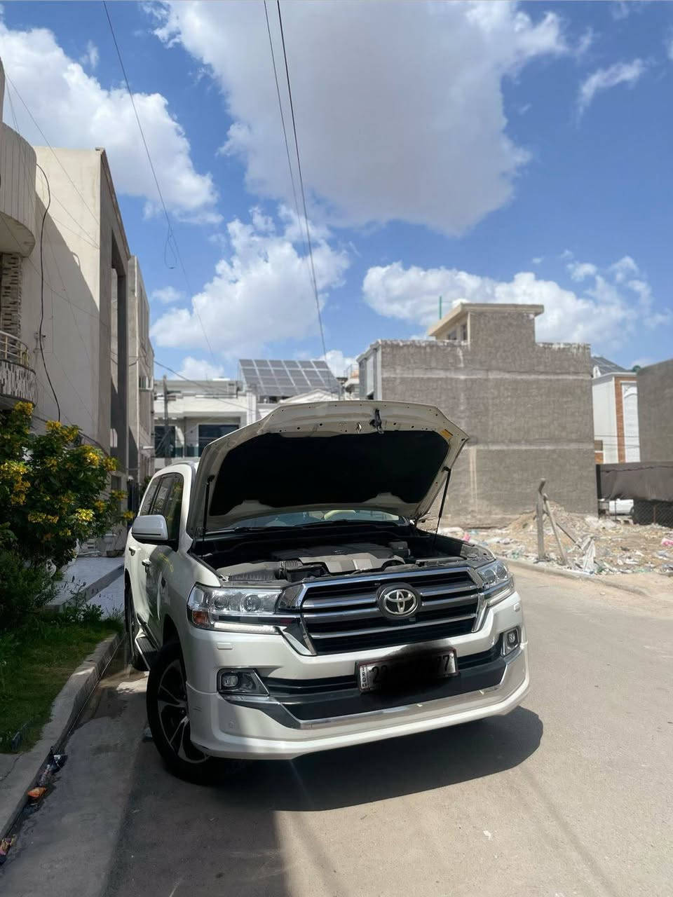 لاند كروزر 2019 شركات ماشيه 95 الف حقيقي السياره كفاله محرك 8V مكان السياره  بغداد  للتواصل*********** السياره اب سعر مناسب
