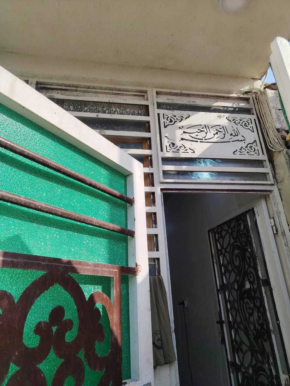 كربلاء • ٤٤م • طابق ونص