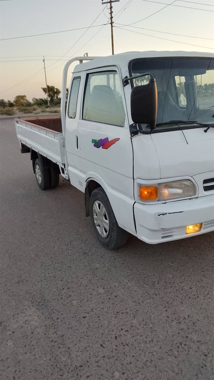 السلام عليكم كيا حمل موديل 96 رقم بغداد الماني الثانويه ل 28 تحويل مباشر سياره مقفوله كفاله عامه مكان السياره بغداد ابو غريب السعر اتصل ***********
