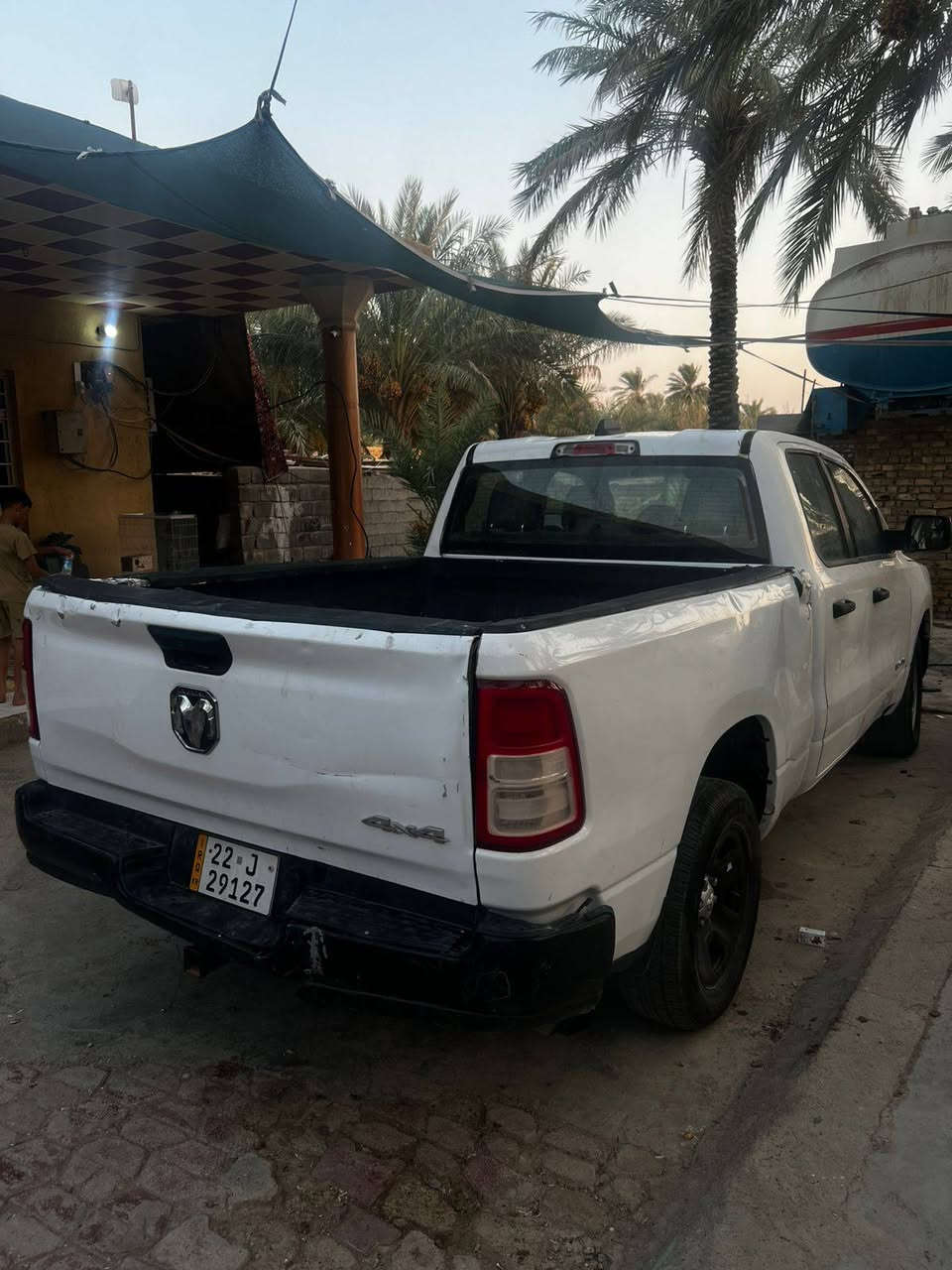 سلام عليكم للبيع دوج رام موديل 22 رقم اربيل تحويل مشط ستيرن عاطل ماشيه 65 الف كيلو متر بيه نواقص قليل مكان واسط السعر 115 وبيه مجال حك لجيه رقم صاحب السيارة ***********
