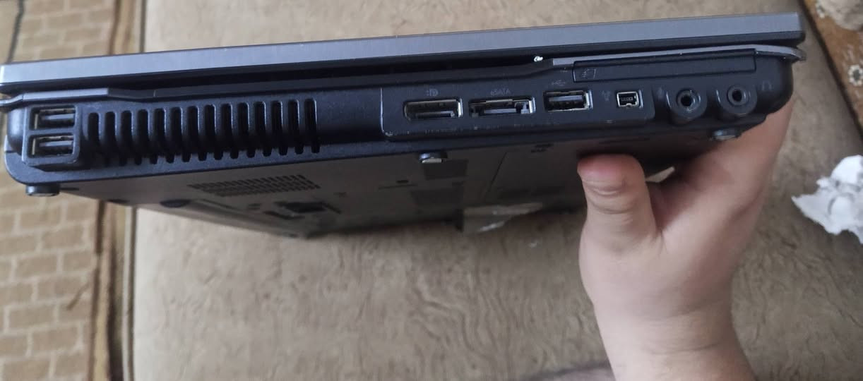 HP EliteBook 8540w • كرت Quadro • كيبورد ناقص