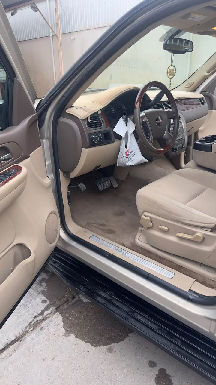 � للبيع GMC يوكن موديل 2009
🔹 رقم بغداد – ترقيم جديد
🔹 المحرك: 5300 V8
🔹 القير: 6 نمر
🔹 العداد: 250 ألف كم وقابل للزيادة
🔹 الحالة: نظيفة جداً
🔹 سيرفس كامل
🔹 تبريد وتدفئة جاهزة
🔹 السيارة ما بيها أي نقص وجاهزة للاستخدام

💰 السعر: 180 ورقة
📞 للاستفسار:***********
