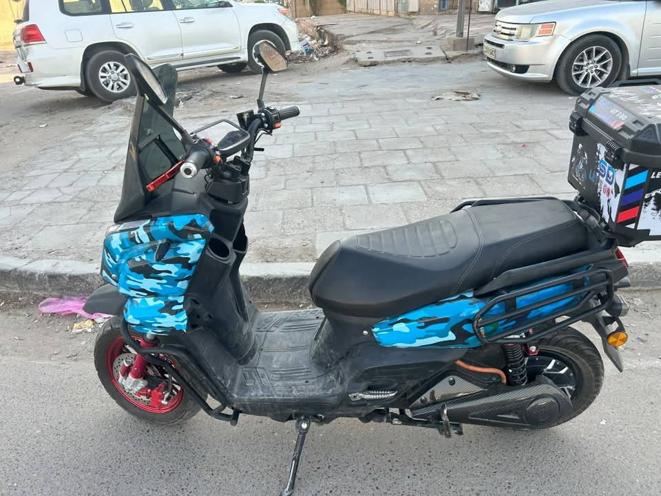 اباجي موديل ٢٦
٦بطاريات مسطره يقرن ١١ بالهيتر 
ملف ٣٠٠٠واط  عقل ملف ضفيرة كله بلادي شلعة ومعدل صاروخ كلشي شغال  ما بيهة اي نقص mp3 صوته عالي سرعته ١٠٠ 
لون مميز بلادي بيهة ملاحضات بسيطه بالكفر بصمتين سويجين 
السويج الثاني بعدة بالشرنك مالته سعر 750 بيهة مجال بسيط مكاني بغداد الرساله شارع الضغط التصال واتساب "***********
