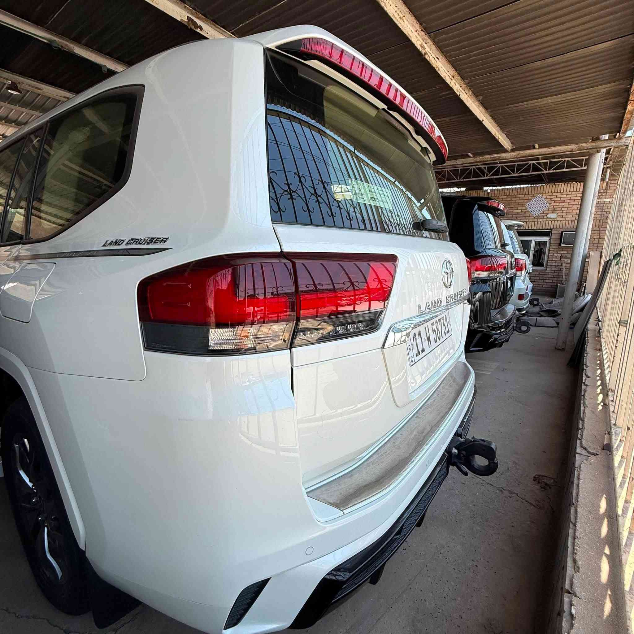 السلام عليكم 
لاندكروز GXR Limited
موديل 2023
ماشيه 30 الف 
لمتدد اصلي شركه ساز 
كفاله عامه السياره 
رقم بغداد تحويل مباشر

معرض النورين
العنوان : بغداد معارض النهضه الفرع الاول المعرض الاول 
***********
