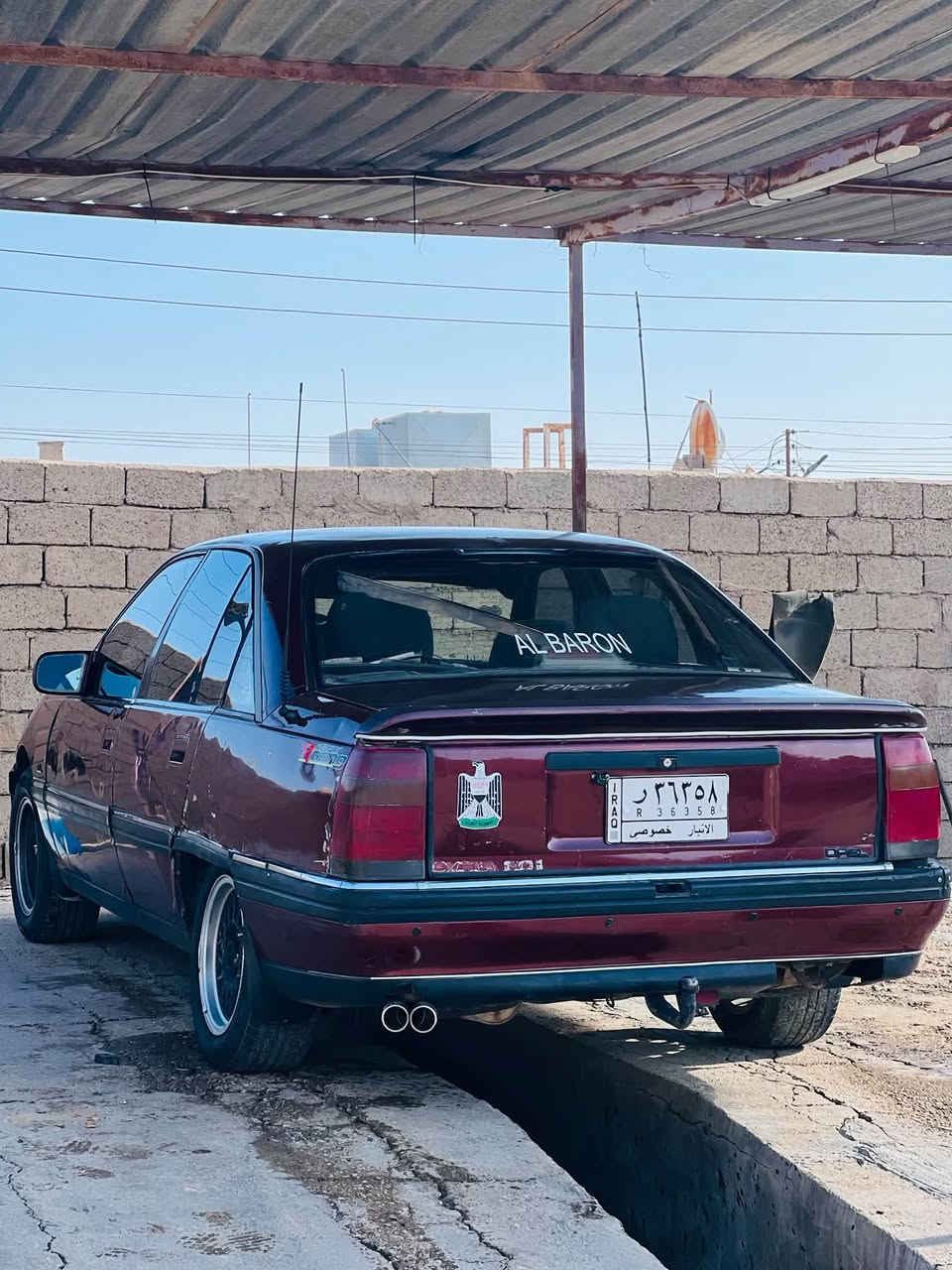 اوميغا • 1992 • محرك 2000