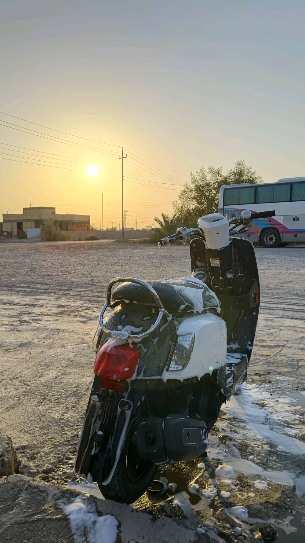 بوليس مصطره كفاله عامه صالهه شهر من طالعه من الحاويه يعني من صدك كفاله عامه دراجه حلوه ونظيفه رايدهه مليون و350