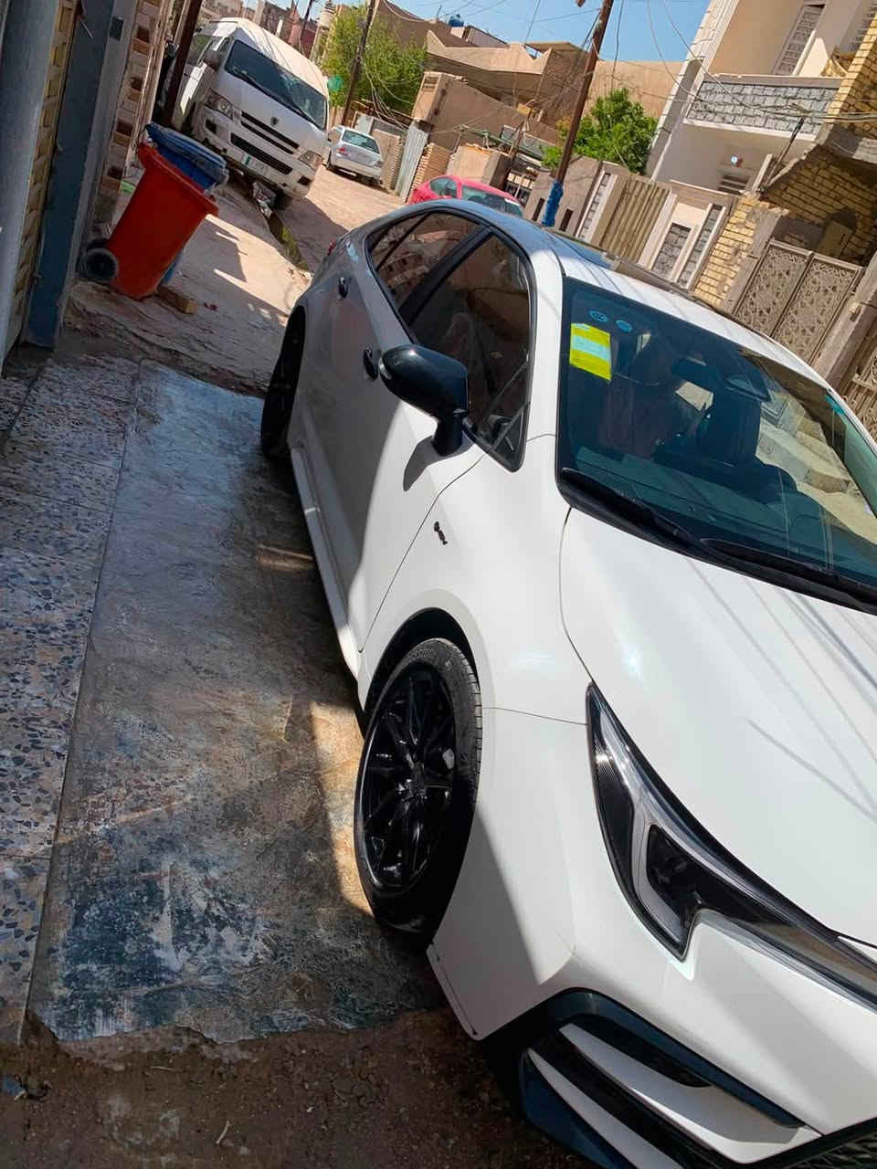 للبيع كورلا 2025  S بلاك ادشن محرك 1800 هايبرد HEV مري بلاك بلادي ويل بلاك كبير ماشيه 20 الف 
محرك 1800 هايبرد شحن ذاتي 
بصمه + دخول ذكي 
هاندر بريك بصمه + اوتو هولد 
كشنات جلد مشمسي كرسي كهرباء
رادار امامي 
سياقه اليه 
تبريد قطعتين 
تبريد بيانو شاشه 
شاشه ابل كار بلي + كامره خلفيه 
مانع نزلاق + مود درايف +  ايفو مود 
كيجات شاشه دجتل 
  
مقاعد جلد 
ويل بلاك حجم 17 
حساس لايت كامل اوتو عالي ناصي اوتو + حساس ظغط اطار 
تحكم سترين كامل فول 
لايت زينون + لد صباحي + اشاره لد 
كت اس بلادي 
شاير مري 
مكاني بغداد / الرصافة/ المشتل
السعر :160 وبيه مجال
اللاسفسار :***********
