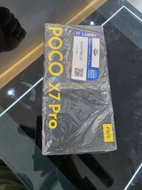 بوكو X7 برو • ١٢/٥١٢ • أصفر
