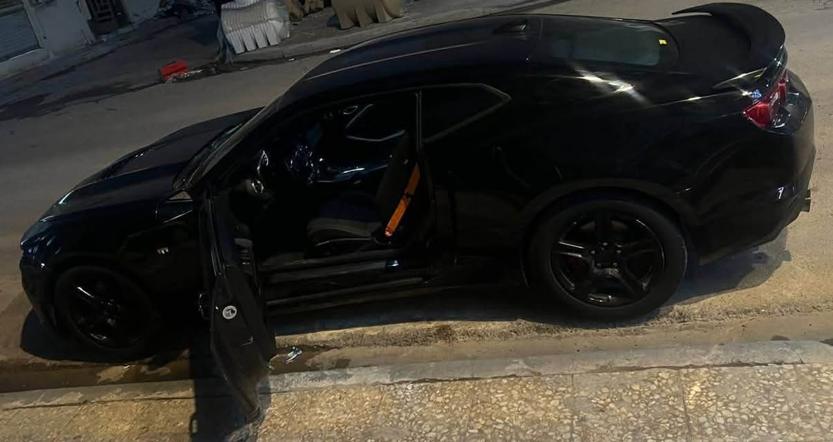 السلام عليكم 
مكلف بالنشر
كمارو 2023 الشكل الجديد 
فئه RS محرك 6 سلندر 3600
حادثها 3 قطع اماميه بدون شواصي بدون لغود سونار موجود 
المواصفات معروفه مال ال RS
بصمة 
3 مودات قيادة 
بصمة ابواب
شفتات ستيرن
تحكمات ستيرن فول
سايد بريك دكمه
تشغيل عن بعد
شاشه كبيره لمس
كار بلاي
بلوتوث + اواكس + USB
 بجم حديث بلاد
بك لايت حديث دوائر
تبريد ثلج
كير محرك كفاله
باقي المواصفات معروفه
السعر 150 ورقه وبيها مجال
رقم بغداد الجديد
العنوان بغداد
الاستفسار

***********
