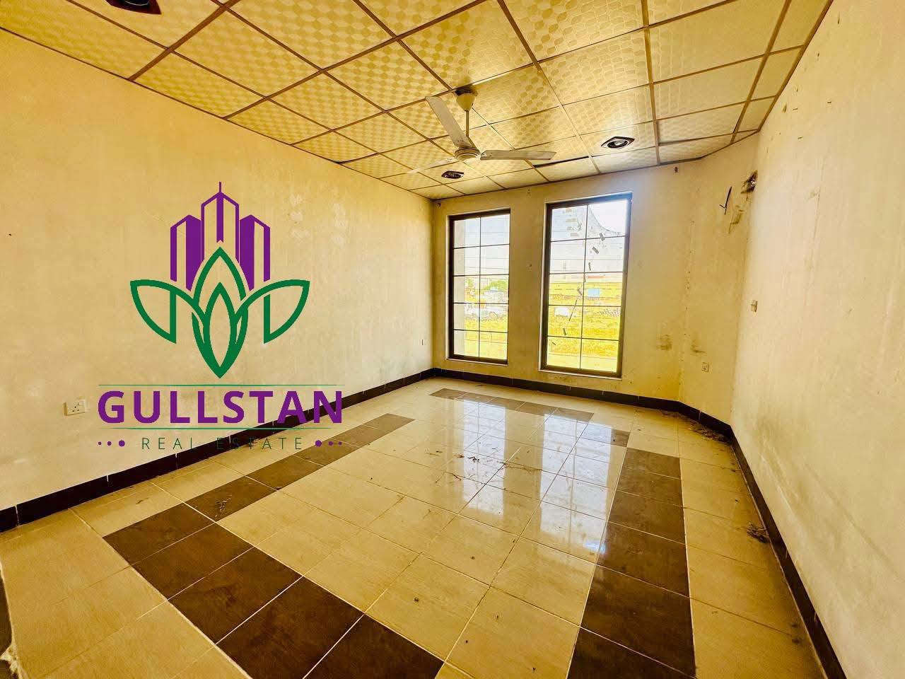 🏡 خانووی ڕوکن بۆ فرۆشتن – گەڕەکی ڕاپەڕین ✨
☀️ ڕووی ڕۆژهەڵات و قیبلە
🔸 بەرامبەری ماڵ نییە
🛣️ کۆڵانی ١٥ مەتری و ١٠ مەتری
📐 ڕووبەر: ١٠٠ مەتر

🏠 نهۆمی یەکەم:
میوان + هۆڵ + مەتبەخ + مشتەمەلات

🛏️ نهۆمی دووەم:
٣ ژووری نوستن + مشتەمەلات

⬆️ هەورەبانێکی هەیە

📍 شوێن: گەڕەکی ڕاپەڕین - بەری مەتار
🔢 کۆدی موڵک: ٨٧٧

☎️ بۆ زانیاری زیاتر و بینینی خانوو:
***********
***********

📌 عقارات گوڵستان
دووسایدی هەواری شار – تەلاری ماد – ئۆفیسی ژمارە ١

✨ عقارات گوڵستان | تێڕوانینێکی نوێ بۆ خانووبەرە

#عقارات #گوڵستان #خانوو_بۆ_فرۆشتن #خانووی_ڕوکن #ڕاپەڕین #سلێمانی #خانووبەرە #موڵک #کڕین_و_فرۆشتن #هەواری_شار #Gullstan #realestate

نص مكتوب في الصور:
- كودی مولک 877 GULLSTAN REAL ESTATE عقارات گولستان تيروانينيكى نوى بو خانووه ره خانووى روكن بو فروشـتن شوينتيكى باش بو نيشته جيبوون و وه به رهينان گه ره كى راپه رين پشت كومپانياى پيستون نزيك جاده ى كه ركوك - سليمانى رووبه ر: 100 مه تر رووی روژهه لات و قبيله کولنی 15 مه تری و 10 مه تری به رامبه ری مال نیه پیکهاته ی خانووه که نهومی یه که م ميوان هول مه تبخ مشته ملات نهومی دووه م 7 ژووری نوستن مشتمه لات هه ورمانيك عقارات گولستان دووسايدى هه واری شار ته لاری ماد - ئوفیسی ژماره 1 *********** *********** Location Gullstan Real Estate تيروانينيكى نوى بو خانووه ره
- GULLSTAN REAL ESTATE
- GULLSTAN
- REAL ESTATE