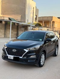 توسان موديل 2019 وارد أمريكي بيها صبغ قطعتين بدون دواخل  محرك 2000  رق...