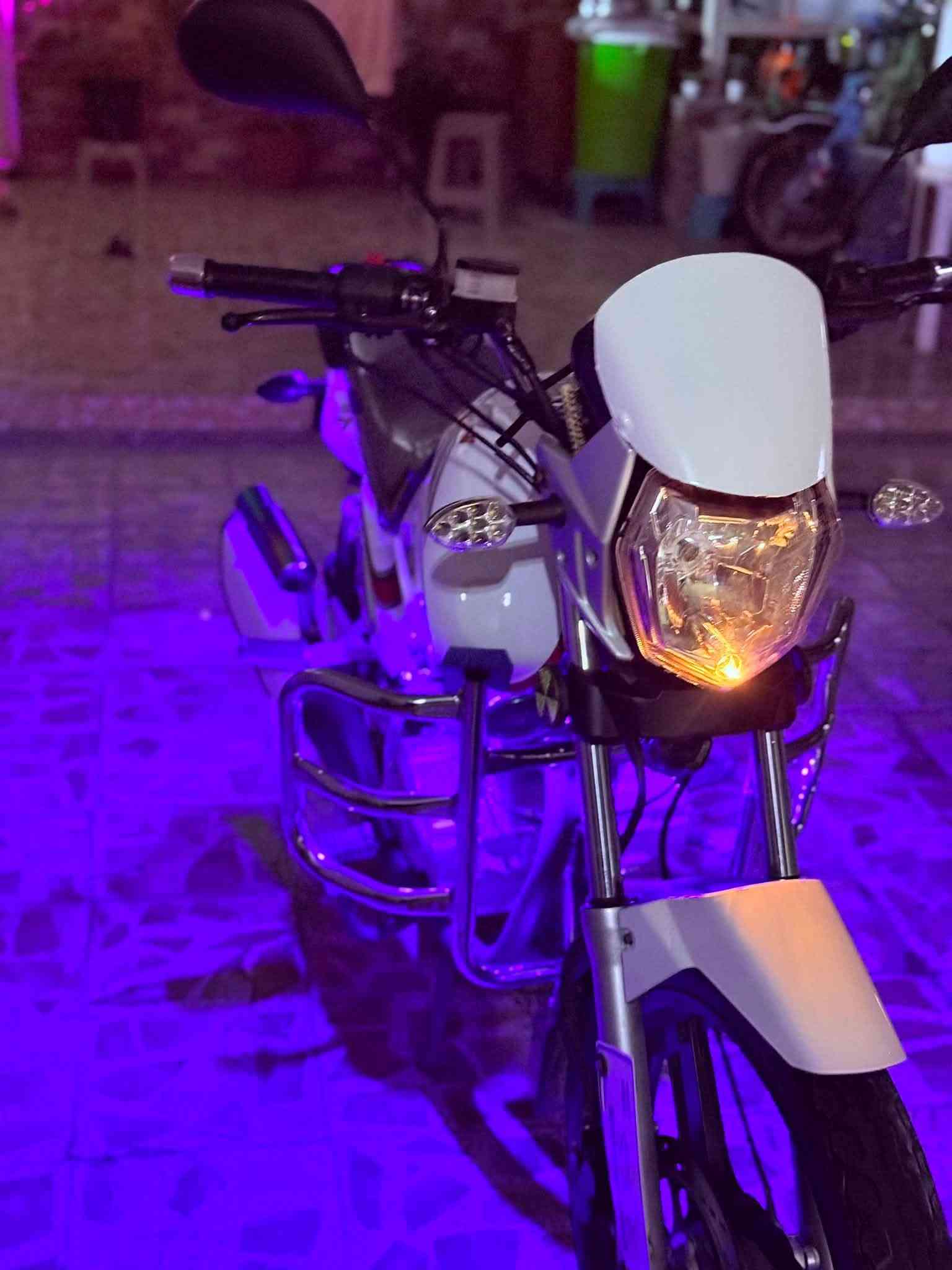 بعد السلام عليكم دراجة ساو للبيع الدراجة خير من يم الله الدراجة اي نقص مابيه ناقصها بس سايق الدراجة فول ترتيب مثل ال بل صورة الدراجة ٢٠٢٤ أوراق كاملة بصمات ٢ وسويجات ٢    السعر ١٦٠٠وبيهة مجال والي ما يعرف بل دراجة لا يكسر بسعرهن مكاني صلاح الدين (دجيل ) الاتصال علة الرقم ***********
