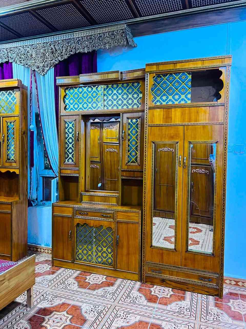 غرفة نوم للبيع هودج تلاثينيه جديدة بمعنى الكلام السعر مليون 75 وبيها مجال العنوان قضاء الرمانة للاتصال ***********
