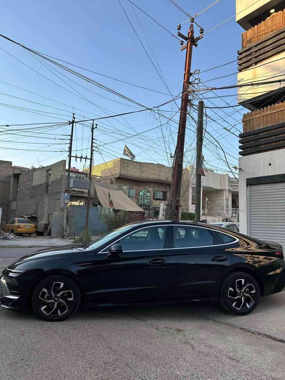 سوناتا ٢٠٢٤
السلام عليكم 
سوناتا ٢٠٢٤ 
وراد امريكي
حادثها موجود بالصوره 
السياره جديده 
ماشيه ٥٠ الف 
عنوان بغداد 
السعر ١٧٨

***********

نص مكتوب في الصور:
- 69247613X