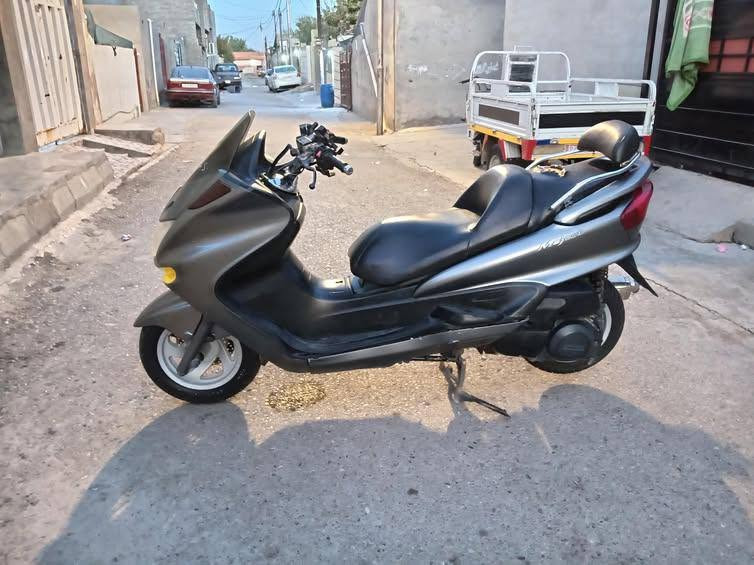 سلام عليكم دراجه ماجسته 250cc.مكينه خرسه لاصوت ولاتبخير ولا نضوح حماوه نص ثابت دبال رون دراجه مكفوله من التاير  اي عيب مابيه نضيفه بشكال دراجه على وضع البالد كلجات امامي خلفي بلاد كهربائية كله شغاله  اي نقص مابيه السعر 850وبيه مجال مكان الدراجه ديالى جلولاء الرقم ***********رجآ الموشراي لايدوخني

