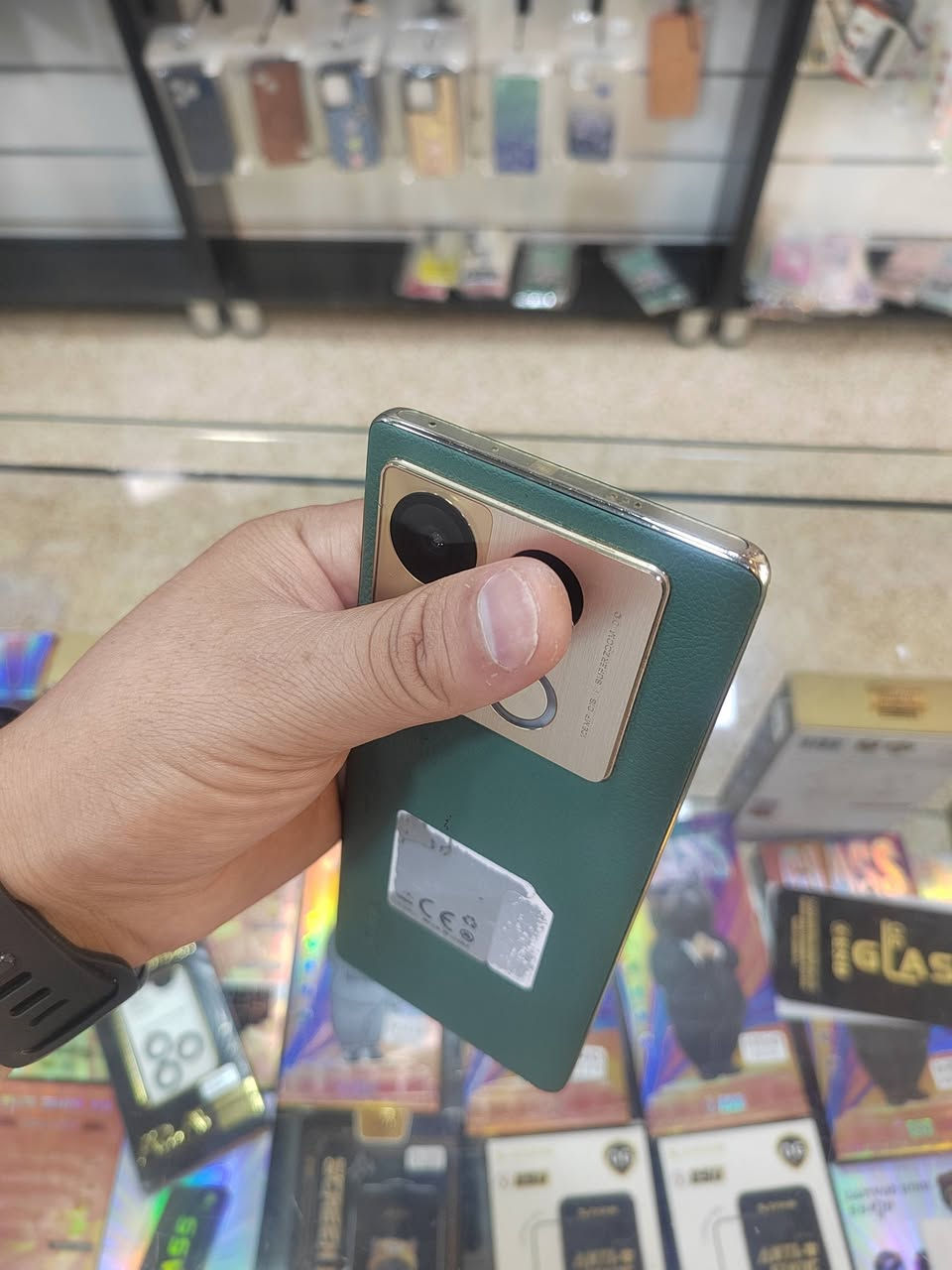 السلام عليكم جهاز انفنكس نوت 40 برو ذاكره 256 رام 8+5 الجهاز مستخدم حيل نضيف شرط اي خلل مابي بدون غراض السعر 245 الف مكاني جانب الأيمن حي 17 تموز
***********
***********
