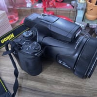 كاميرا نيكون • P1000 • للبيع