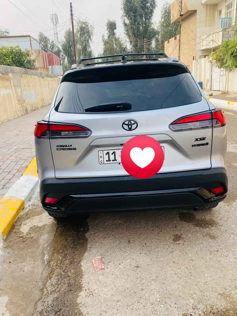 كورلا كروز امريكي هايبرد 
ماشيه 32 كم
فول الفول xse
ضرر صبغ بنيد وتعديل جاملغات ثنين بارد
بدون دواخل بدون شاصي
السعر 165 
رقم بغداد
***********

نص مكتوب في الصور:
- الخميس
