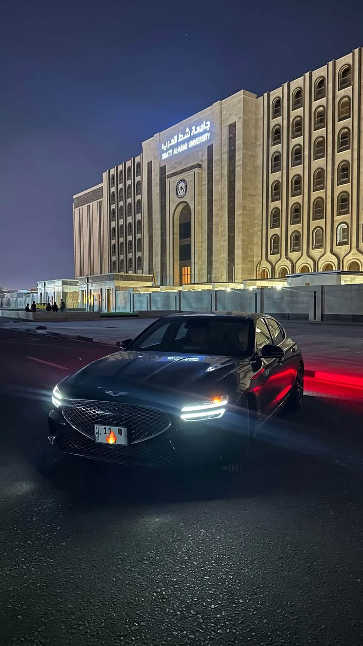 السلام وعليكم يولد جنيسس g70 2022 للبيع او للمراوس حسب القناعة  السيارة داخلة تعمل وتسير لا ضربة لا صبغ لا امبدل بيه شي + بيه مكانات بارد خفيفات جداً آثار دحچات الحاوية بالميناء لا اكثر ولا اقل رقم بصرة العنوان البصرة الجبيلة  للاستفسار الاتصال على الرقم ***********

نص مكتوب في الصور:
- ☑️☑️