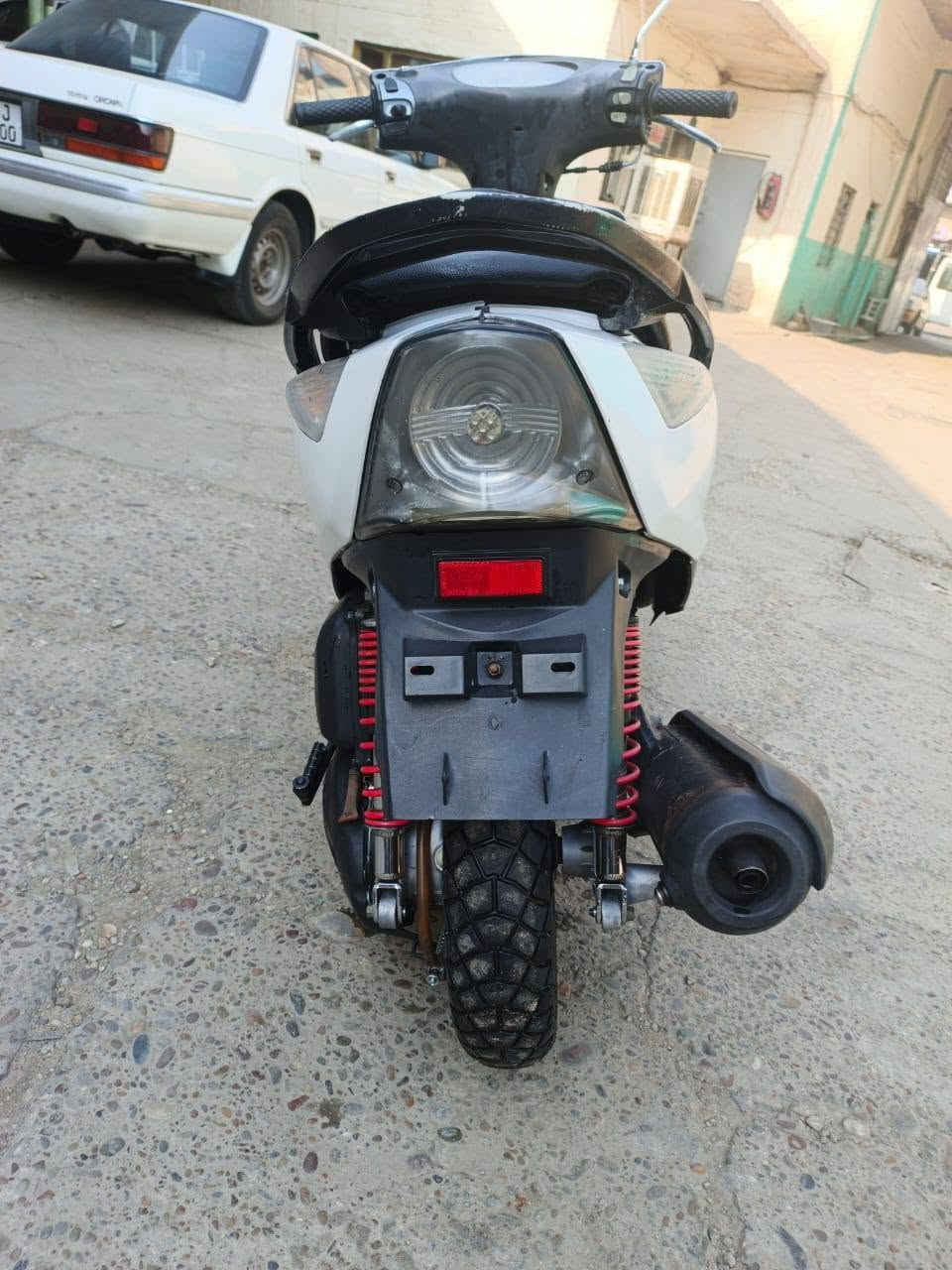 دراجة جي تي ار ثعلب شغالة سلف وهندر كهربائياتهة كلهةشغالة لايت هورن بك لايت اشاير سكن فدرالي بريك أمامي خلفي جديد مكينة مكفولة لاتنقيص ولا نضوح  الدراجة اي نقص ما بيهة الدراجة خالهة بمحلي اباب الشرجي السعر ٤٥٠ رقم ***********
